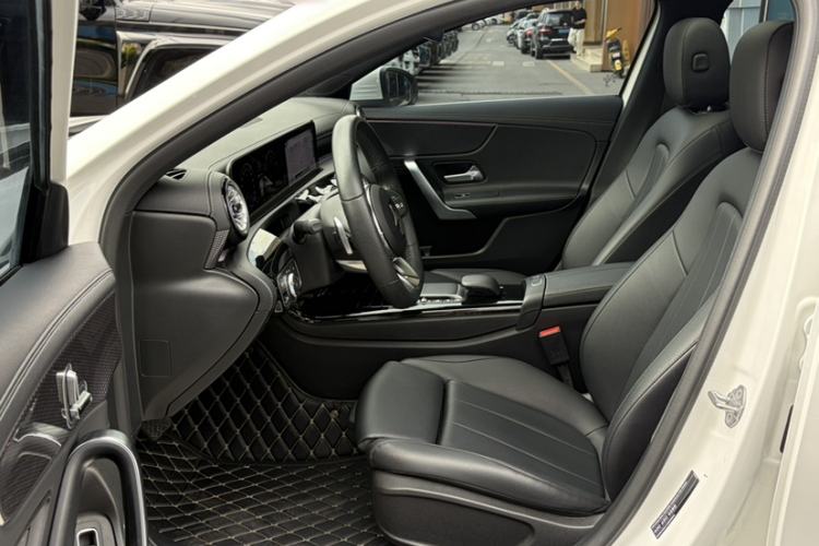 Used Mercedes-Benz A-Class 2022 Restyled A 200 L Sport Sedan Fashion Version Right Front Seat