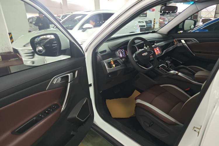 Used Geely Auto Emgrand X7 Sport 2022 1.8TD DCT Zhiya Trim