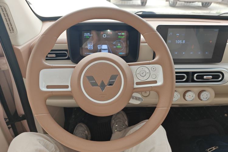 Used Wuling Hongguang MINIEV 2024 3rd Generation 215km Advanced Version
