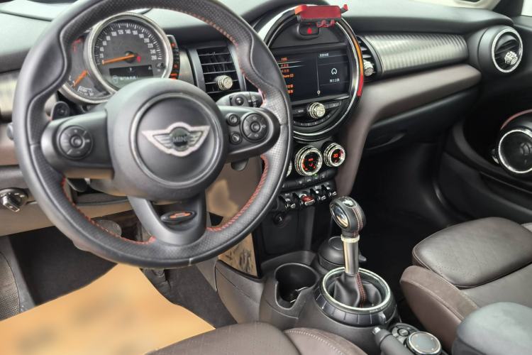 Used MINI MINI 2016 2.0T COOPER S Pioneer Edition