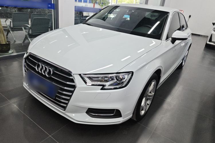 Used Audi A3 2019 Limousine 35 TFSI Ambition China V