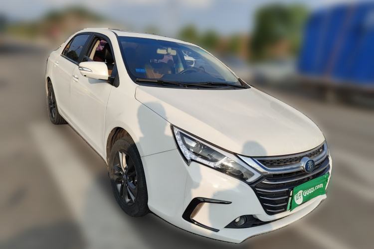 Used BYD Qin New Energy 2017 1.5T Luxury Model Front Right 45 Deg