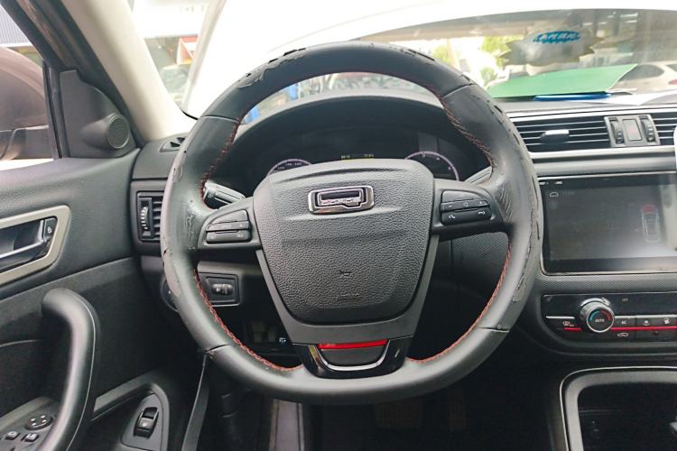 Used Qoros 5 2018 1.6T Automatic Prestige Model Steering Wheel