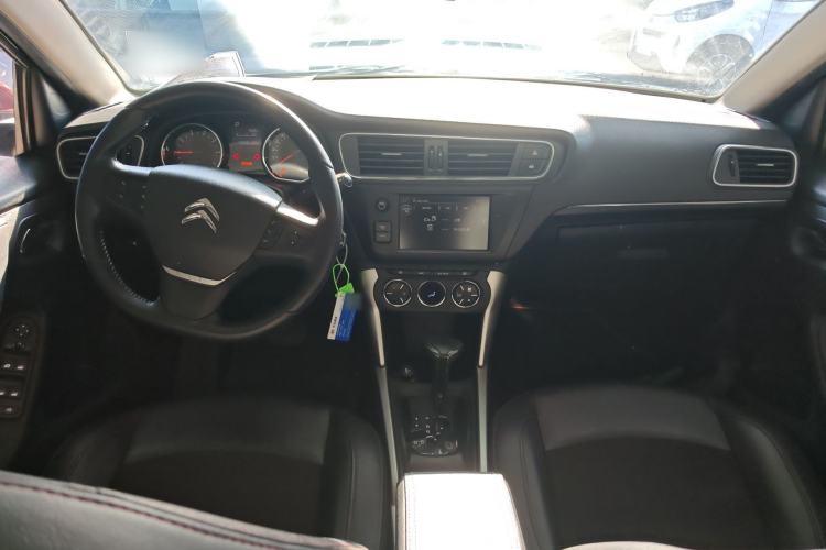 Used Citroen C3-XR 2017 1.6L Automatic Pioneer Model Center Console