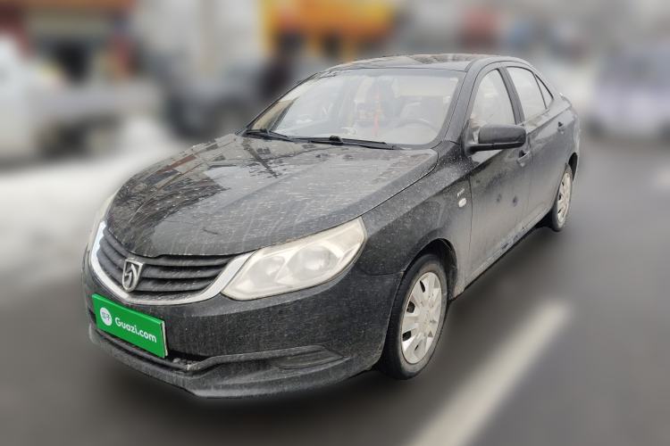 Used Baojun 630 2013 1.5L manual standard version