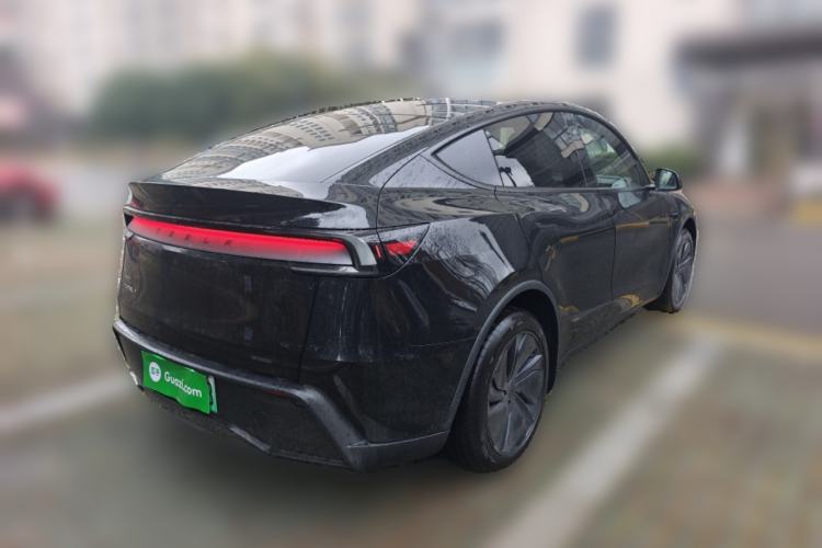 Used Tesla Model Y 2026 Rear-Drive Model
