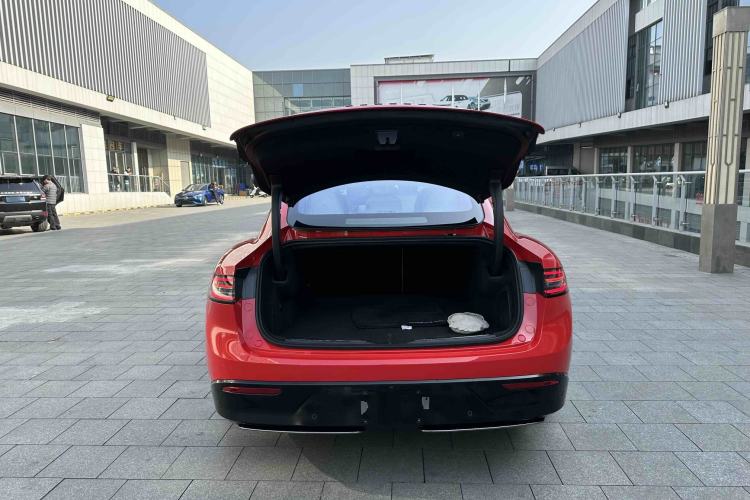 Used Hima Luxeed S7 2025 785 km Ultra