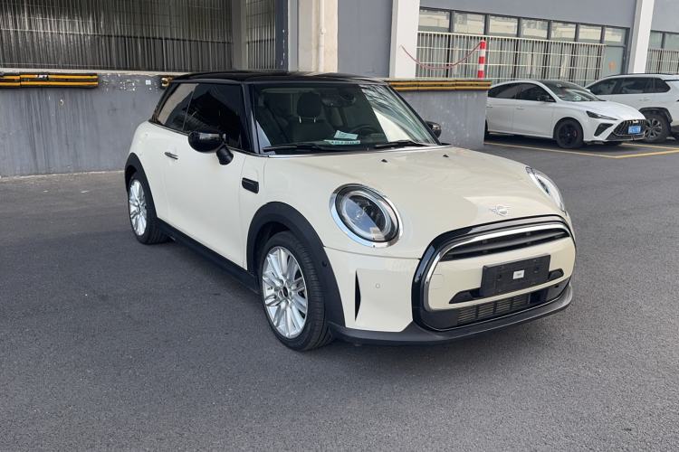 Used MINI 2022 1.5T COOPER Artist