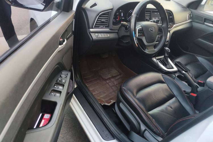 Used Hyundai Elantra (6th Generation / Lingdong) 2016 1.6L Automatic ZhiXuan – Elite Version Driver Seat