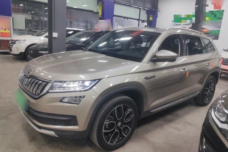 Used Skoda Kodiaq 2021 TSI330 7-Seater Two-Wheel-Drive Luxury Plus Edition
