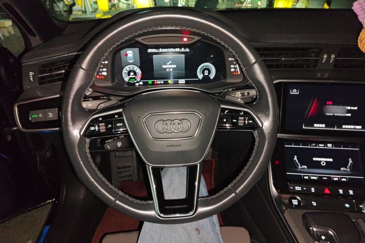 Used Audi A6L New Energy 2020 55 TFSI e quattro Steering Wheel