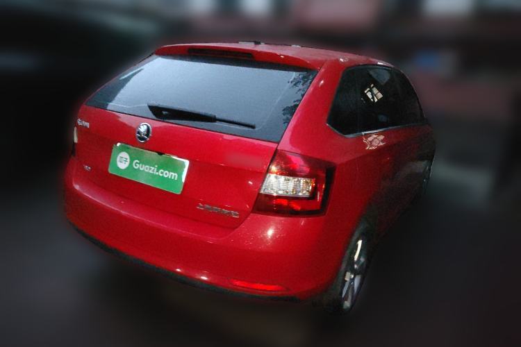 Used Skoda Rapid Spaceback 2018 1.6L Automatic Comfort Edition Rear Right 45 Deg