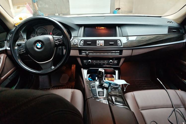 Used BMW 5 Series 2014 525Li Luxury Design Package