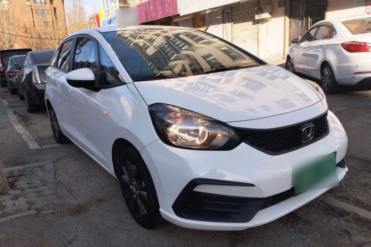 Used Honda Fit 2022 1.5L CVT Trendy Sunroof Edition Exterior 2