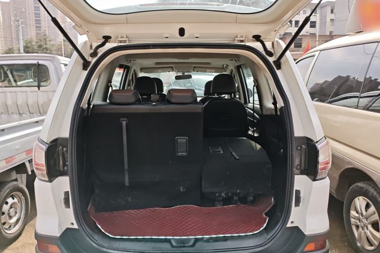 Used FORTHING Joyear X6 2017 Enjoy Series 1.5T Manual Luxury Model
