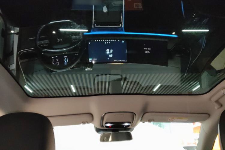 Used XPeng G9 2022 570 Plus Headliner