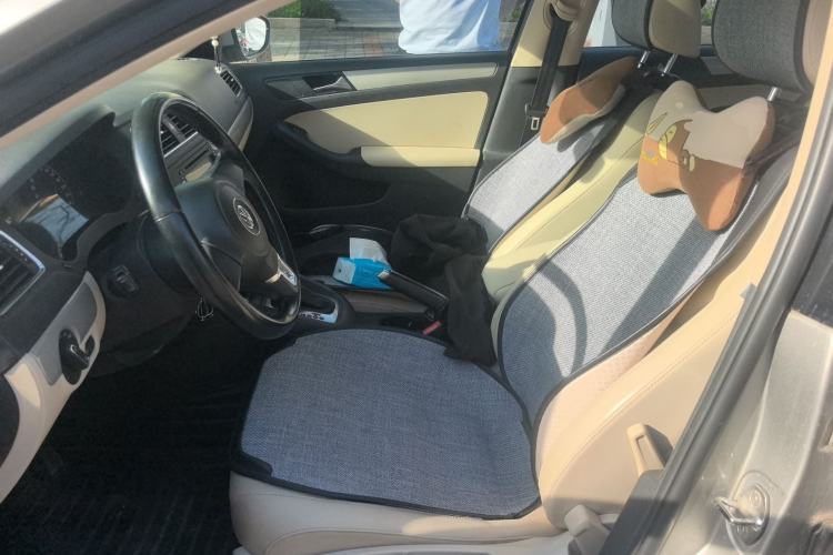 Used Volkswagen Sagitar 2014 1.6L Automatic Comfort Model Left Front Seat