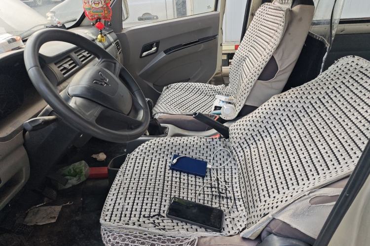 Used Wuling Zhiguang 2015 1.2L S Practical Model LSI Left Front Seat