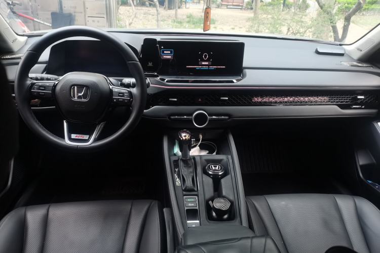 Used Honda Accord 2025 260TURBO Prestige Edition Center Console