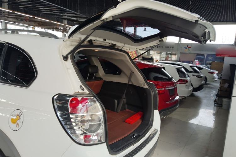 Used Chevrolet Captiva 2014 2.4L Two-Wheel Drive Urban Version 7 Seats