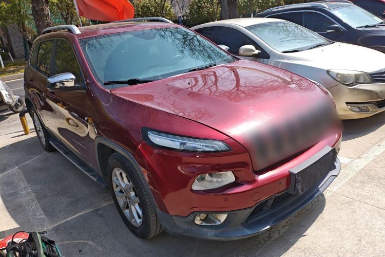 Used Jeep Cherokee 2016 2.4L Leading Edition
