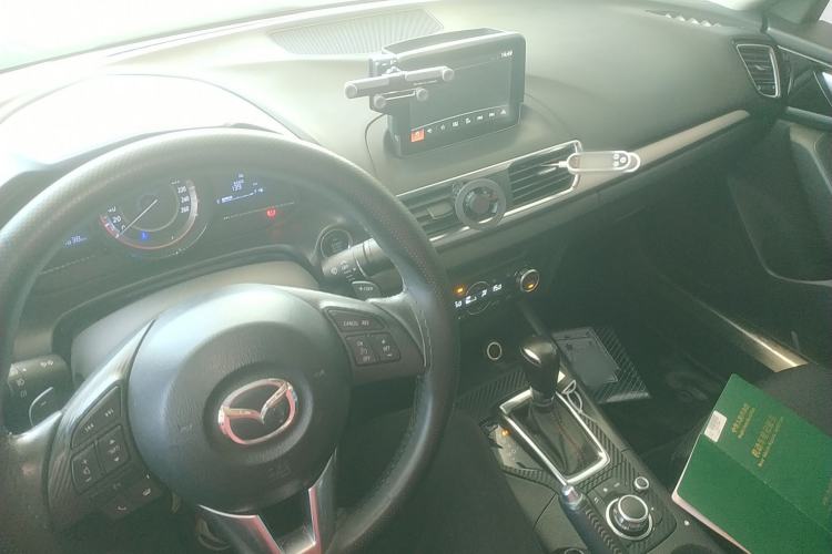 Used Mazda 3 Axela 2016 Sedan 2.0L Automatic Sport Model