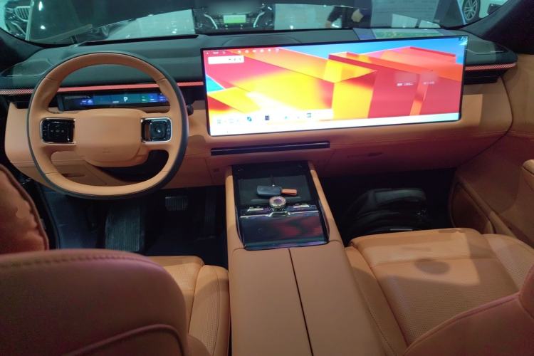 Used Lynk & Co 900 2025 1.5T Ultra Center Console