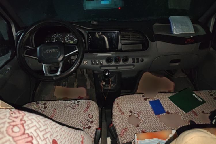 Used JMC Transit 2017 2.8T Commercial Version Short Wheelbase Mid-Roof 6/7/8-Seater JX493