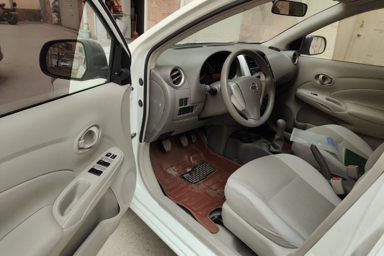 Used Nissan Sunny 2015 1.5XE Manual Comfort Edition
