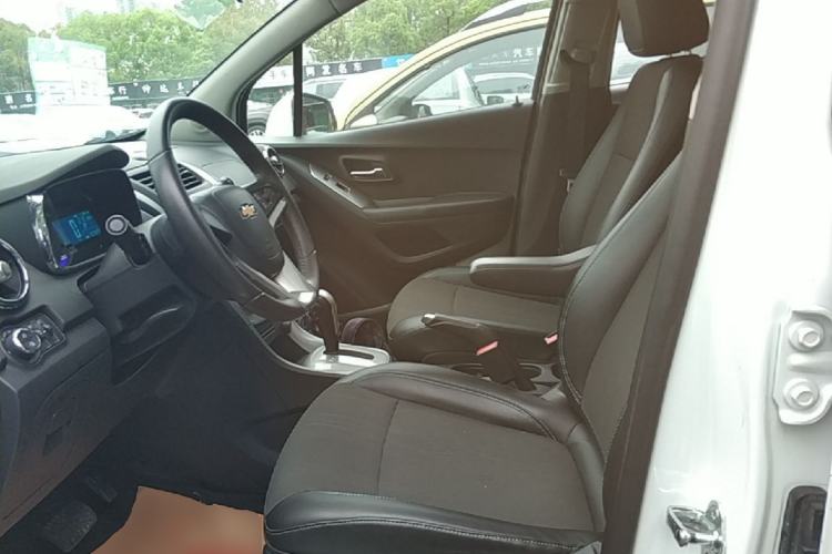 Used Chevrolet Trax 2016 1.4T Automatic Two-Wheel Drive Luxury Version Left Front Seat