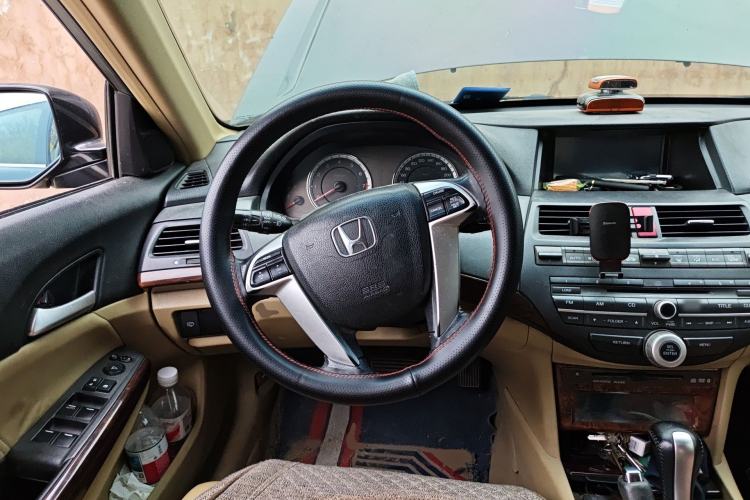 Used Honda Accord 2012 2.0L SE