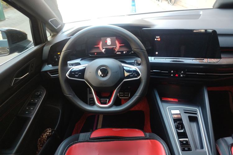 Used Volkswagen Golf GTI 2021 380TSI DSG GTI
