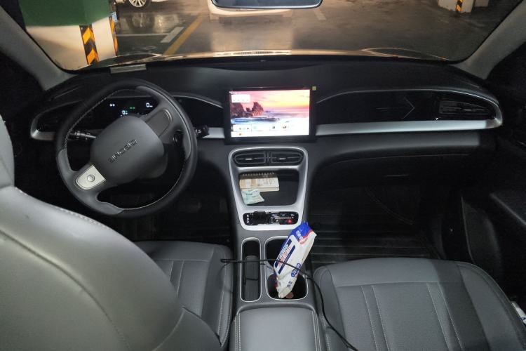 Used Geely Galaxy Geome 2025 310km Youth Edition Center Console