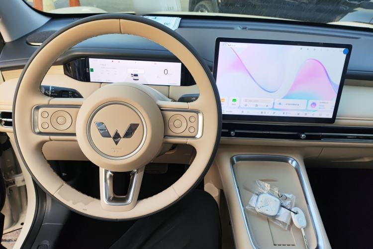 Used Wuling Bingo S 2025 Model 430km Deluxe Edition