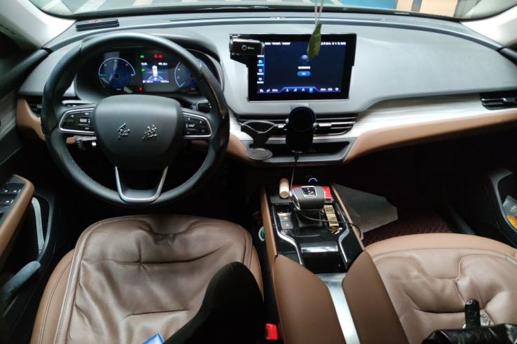 Used Hongqi E-QM5 2024 610 km PLUS