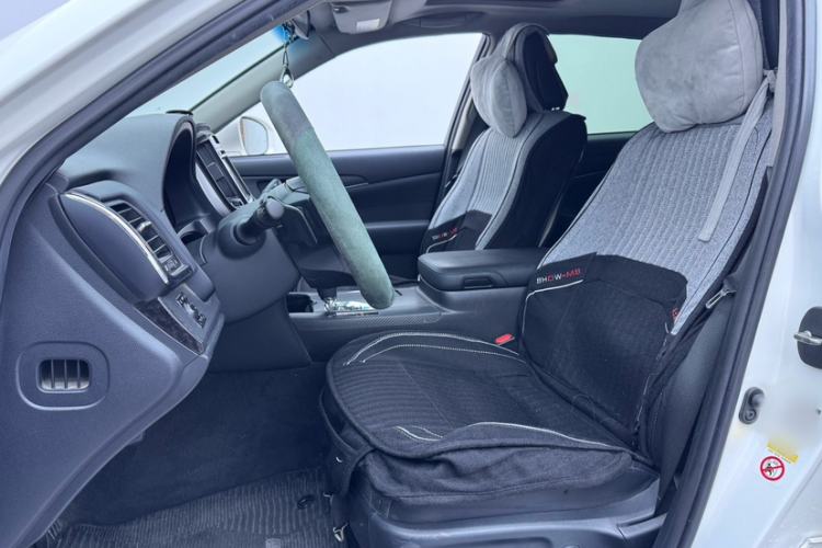 Used Toyota Crown 2018 2.0T Fashion Edition
