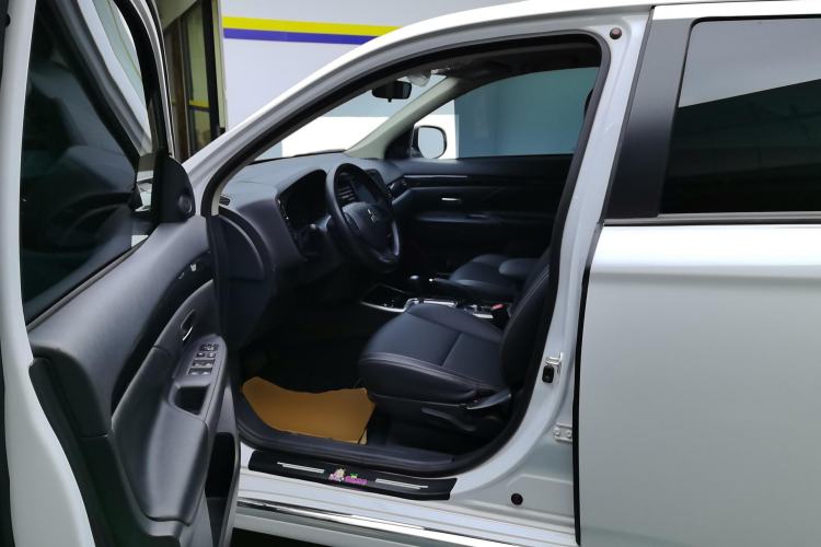 Used Mitsubishi Outlander 2021 Revised Version 2.0L Two-Wheel Drive Comfort Edition 5 Seats Left Front Seat