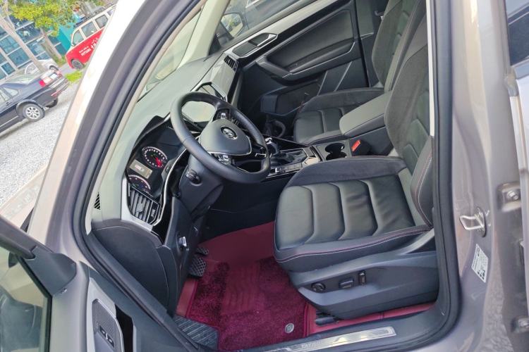 Used Volkswagen Tayron 2019 330TSI Two-Wheel Drive Luxury Model China VI Standard Left Front Seat