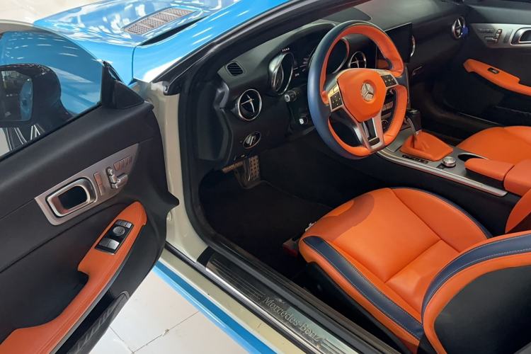 Used Mercedes-Benz SLK-Class 2011 SLK 200 Fashion Model
