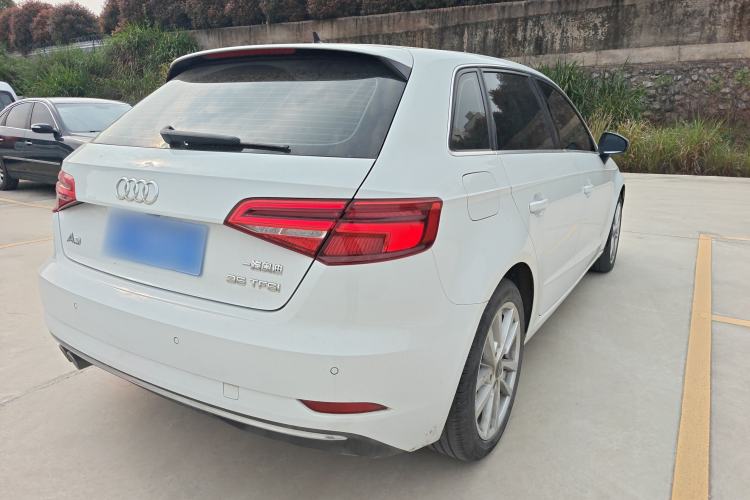 Used Audi A3 2020 Restyled Sportback 35 TFSI Entry-Level China VI Emission Standard Rear Right 45 Deg