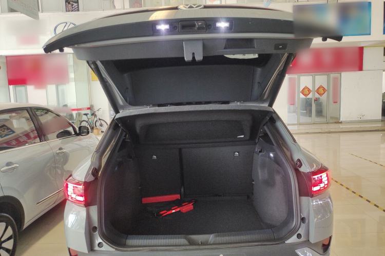 Used Volkswagen ID.4 CROZZ 2022 Standard Range PURE Edition Trunk