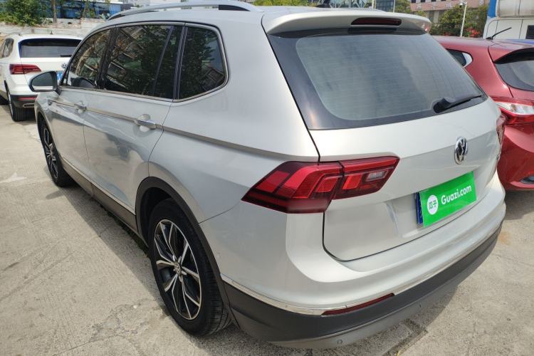 Used Volkswagen Tiguan L 2019 Revised 330TSI Automatic Two-Wheel Drive Smart & Luxury Edition China VI Standard Rear Left 45 Deg