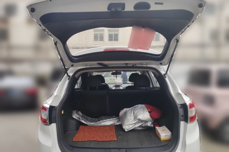 Used Hyundai ix35 2013 2.0L Automatic Two-Wheel Drive Smart GLS China IV Standard