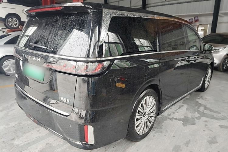 Used VOYAH Dream 2022 0-Emission Edition Dream+ Smart Range Package – 605 km
