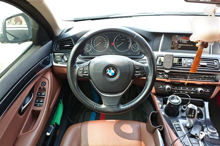 Used BMW 5 Series 2017 520Li Elegant Edition
