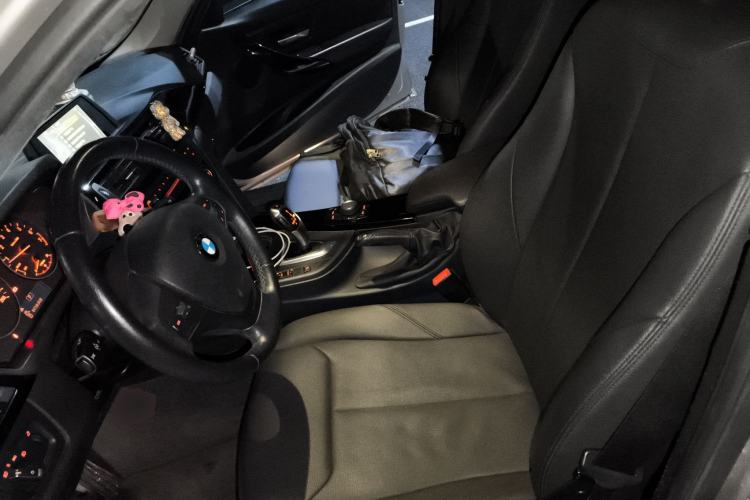 Used BMW 3 Series 2015 320Li Luxury Edition Fashion Model
