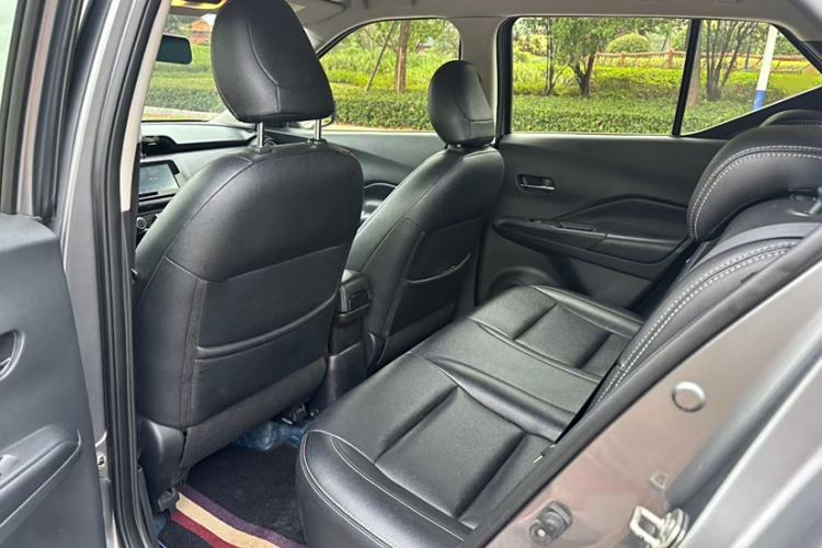 Used Nissan Kicks 2020 1.5L XL CVT Cool Enjoyment Edition