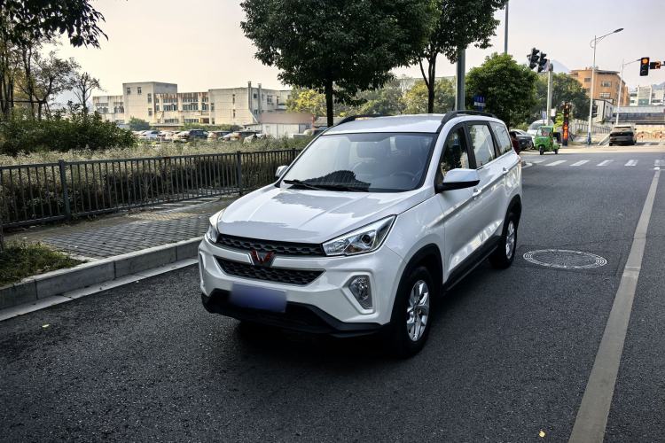 Used Wuling Hongguang S3 2019 1.5L Manual Comfort Model China VI Standard
