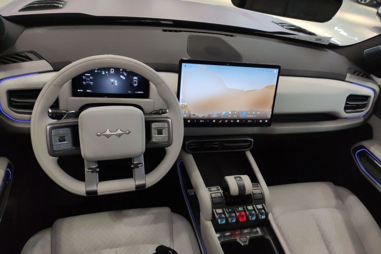 Used Formula Leopard Titanium 3 2025 501KM All-Wheel Drive Intelligent Driving Ultra Version