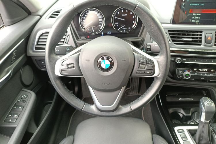 Used BMW 1 Series 2018 118i Design Package Edition Steering Wheel